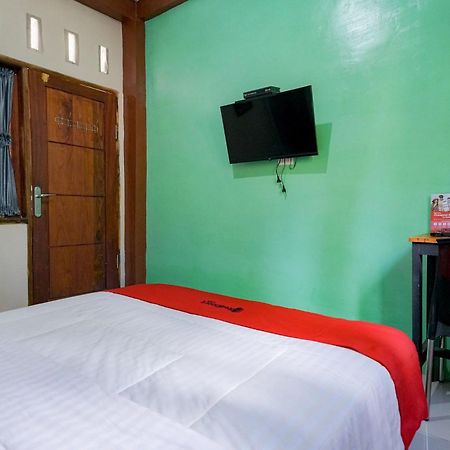 RedDoorz Syariah near Bukit Teletubbies Padangsidempuan Hotel Luaran gambar