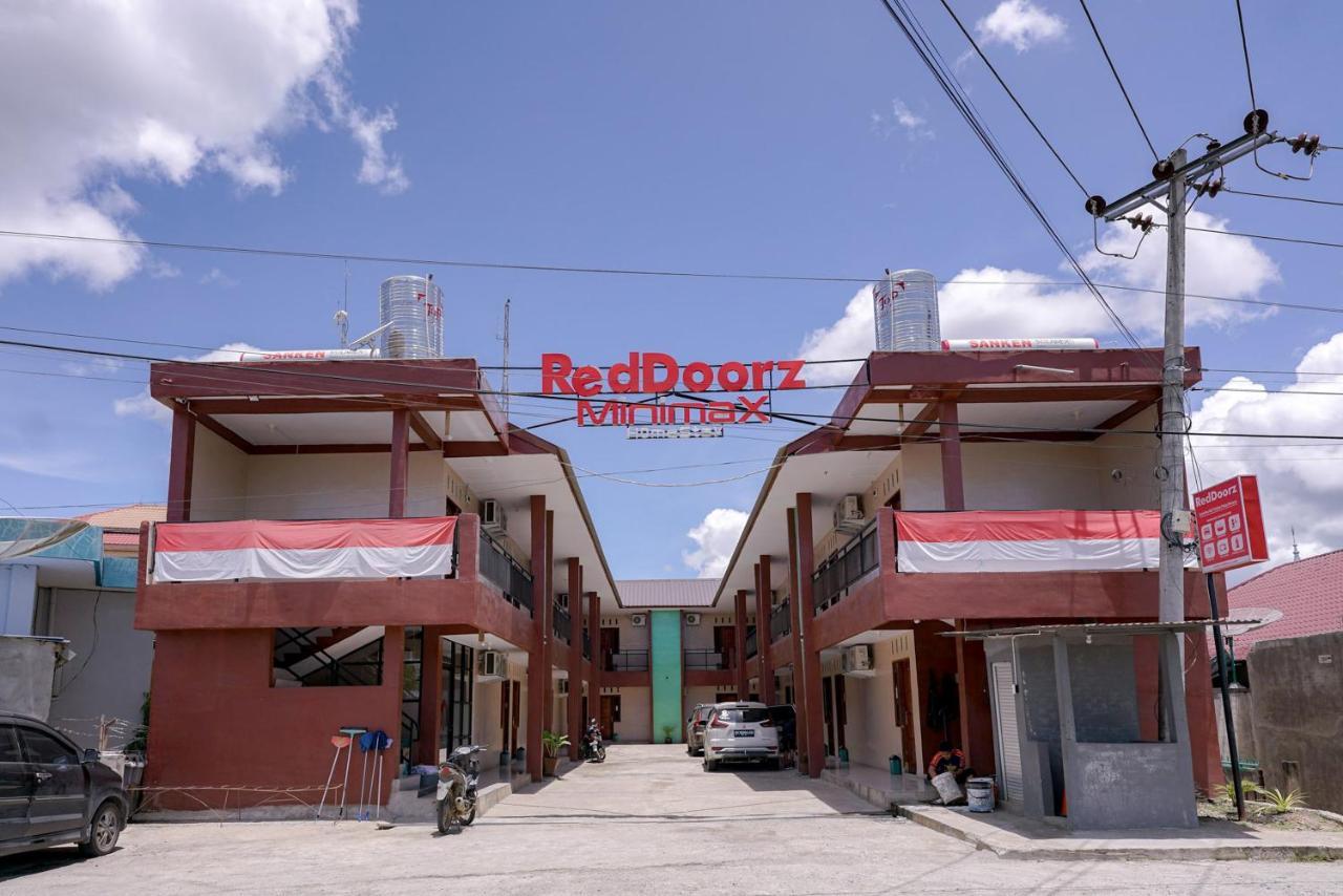 RedDoorz Syariah near Bukit Teletubbies Padangsidempuan Hotel Luaran gambar