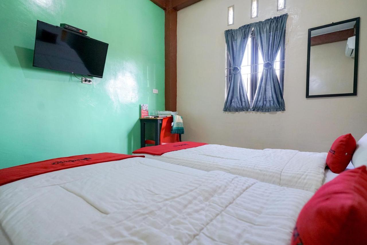 RedDoorz Syariah near Bukit Teletubbies Padangsidempuan Hotel Luaran gambar