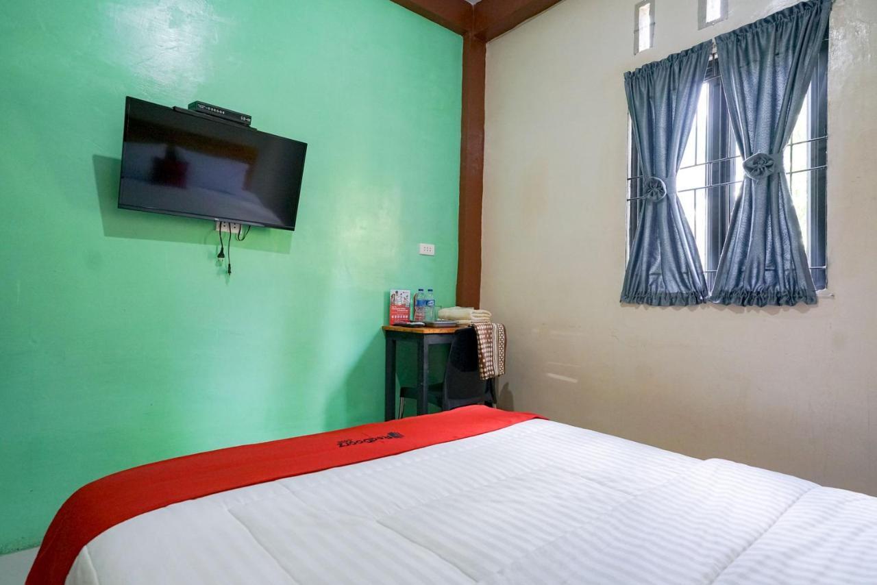 RedDoorz Syariah near Bukit Teletubbies Padangsidempuan Hotel Luaran gambar