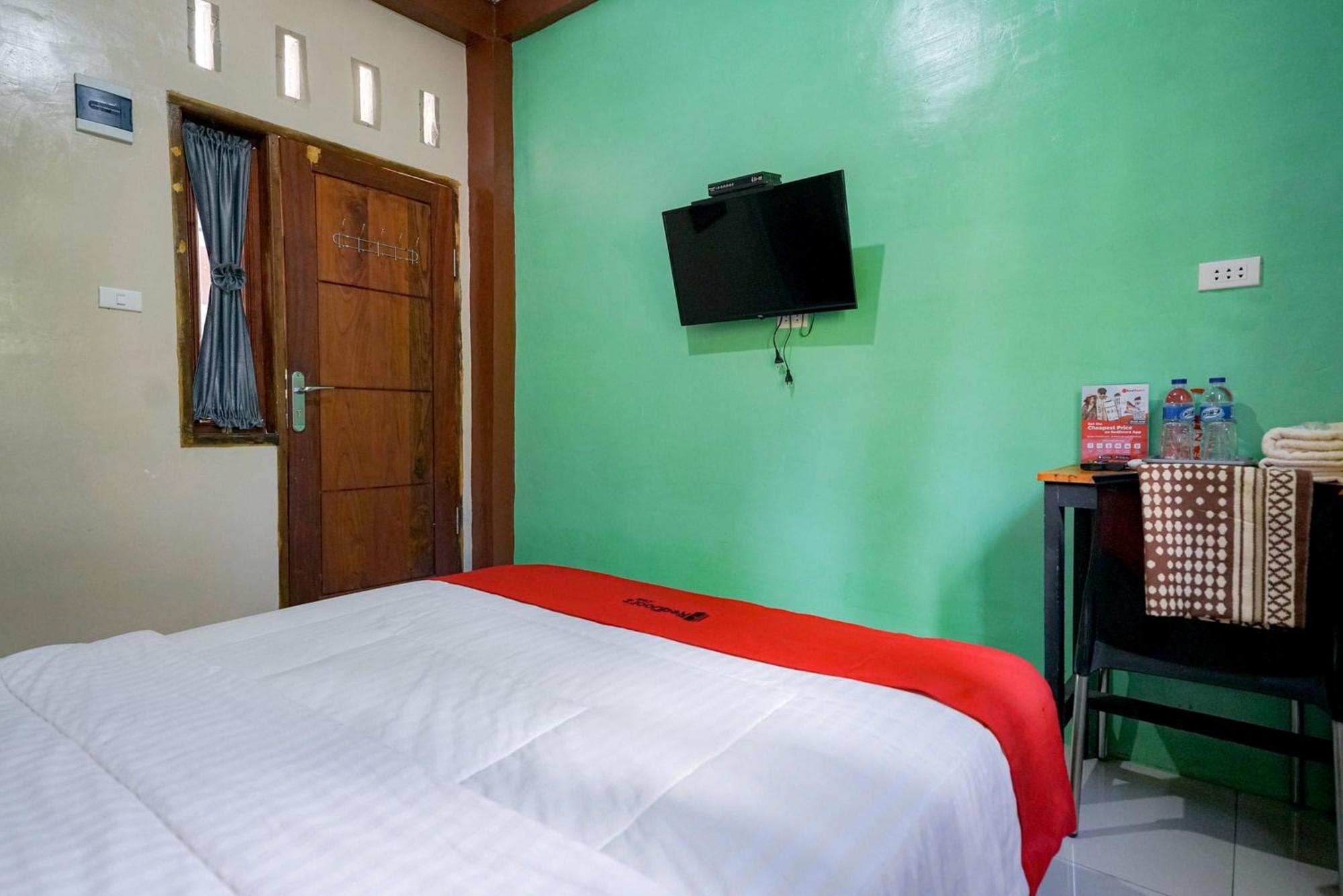 RedDoorz Syariah near Bukit Teletubbies Padangsidempuan Hotel Luaran gambar